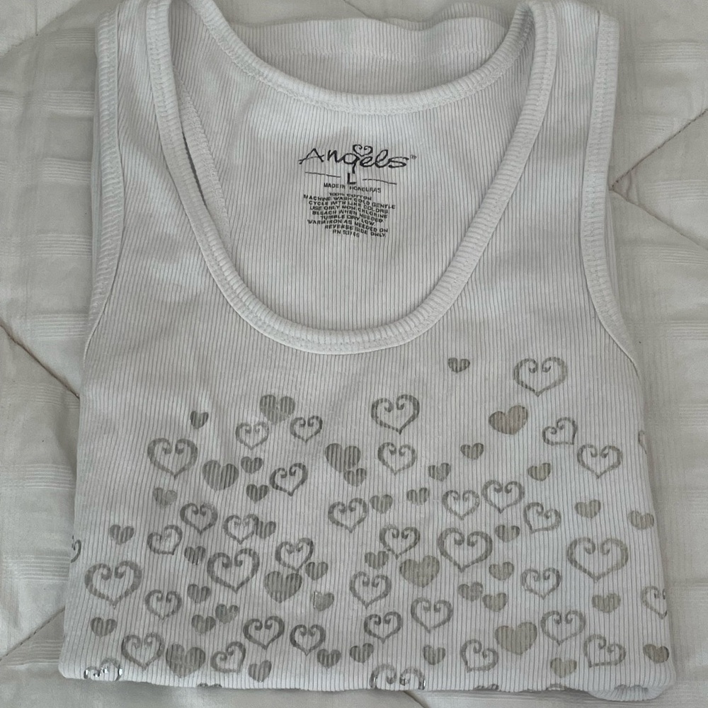 White Tank with Silver Heart Pattern - Picture 4 of 7